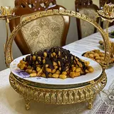 Чак-чак, политый шоколадом, на золотистом блюде